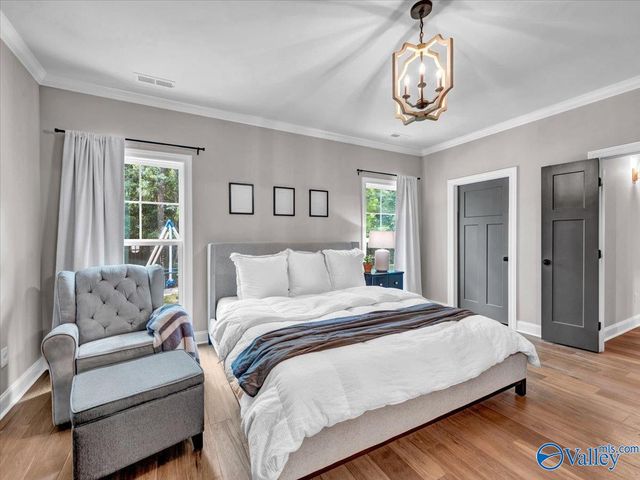 26 Cobbs Cove Way SE, Huntsville, AL 35803
