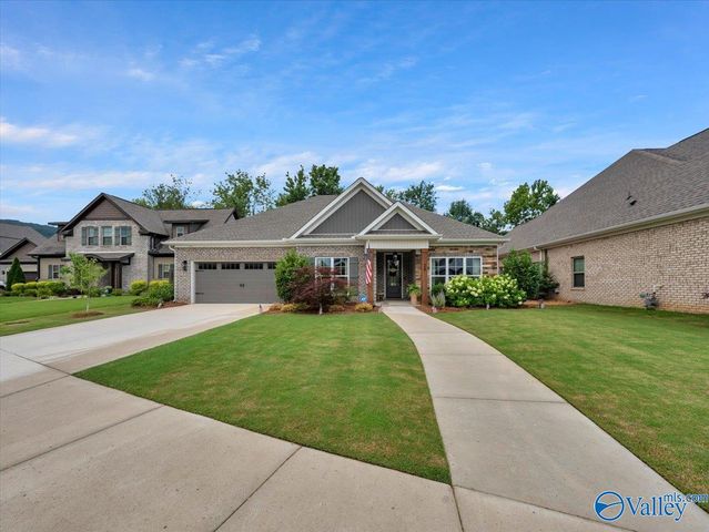 26 Cobbs Cove Way SE, Huntsville, AL 35803