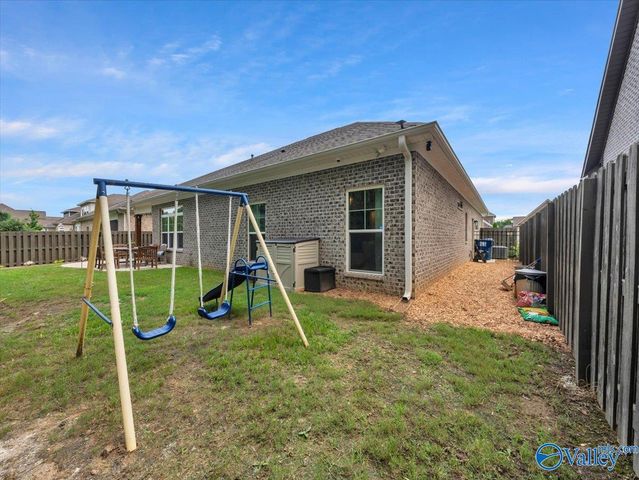26 Cobbs Cove Way SE, Huntsville, AL 35803