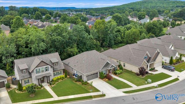 26 Cobbs Cove Way SE, Huntsville, AL 35803