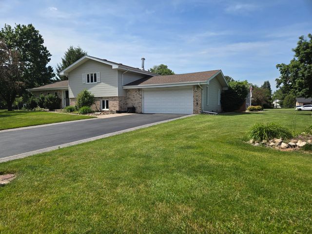 9134 Schafer Drive, St. John, IN 46373