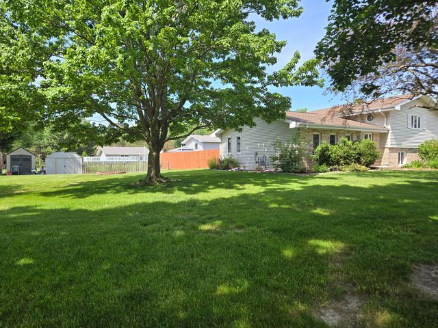 9134 Schafer Drive, St. John, IN 46373