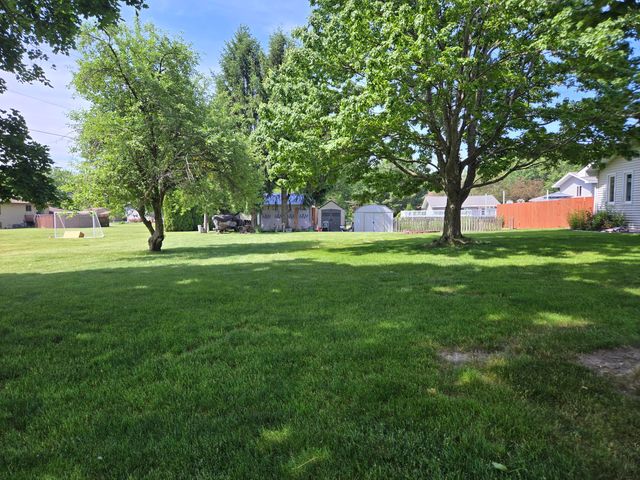 9134 Schafer Drive, St. John, IN 46373