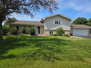 9134 Schafer Drive, St. John, IN 46373