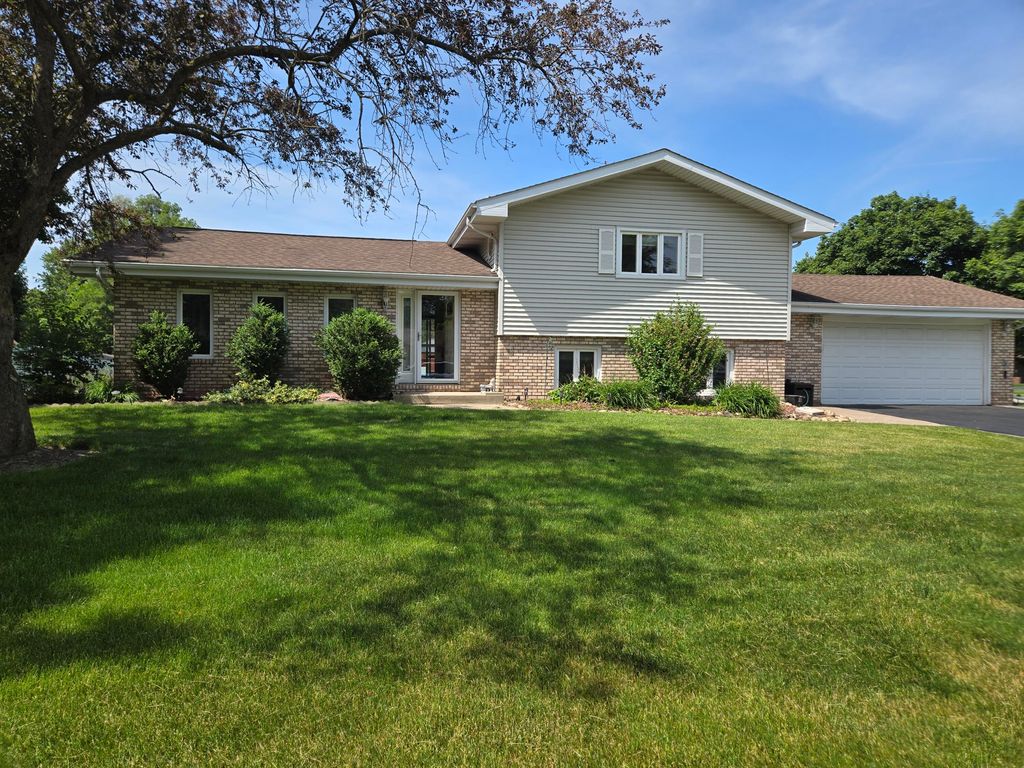 9134 Schafer Drive, St. John, IN 46373