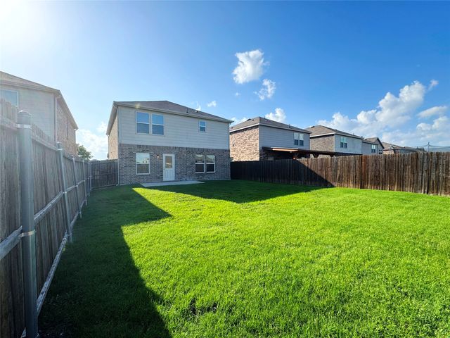 1715 Ackerly Drive, Forney, TX 75126
