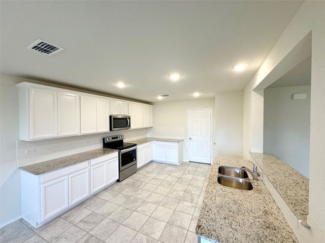1715 Ackerly Drive, Forney, TX 75126