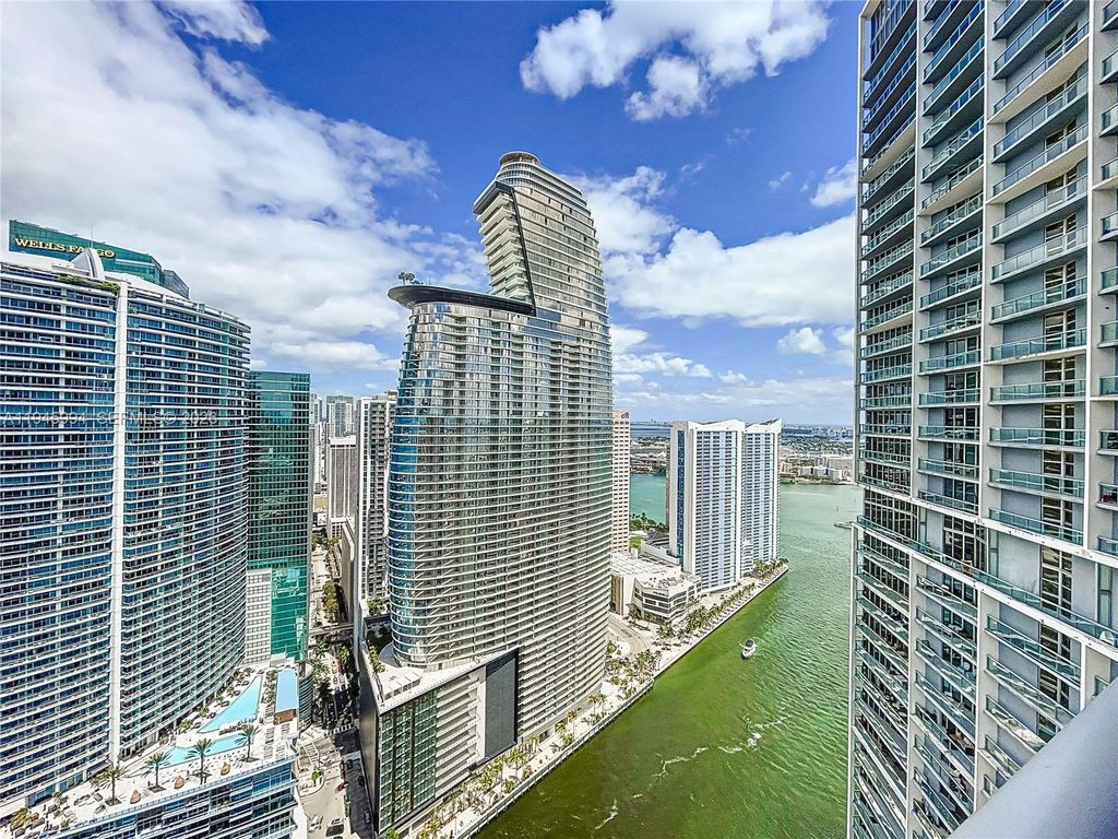 475 Brickell Ave 4415, Miami, FL 33131