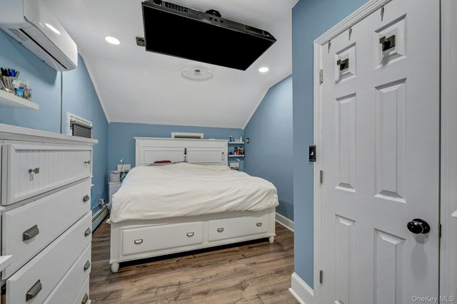 32 Glendale Avenue, Armonk, NY 10504