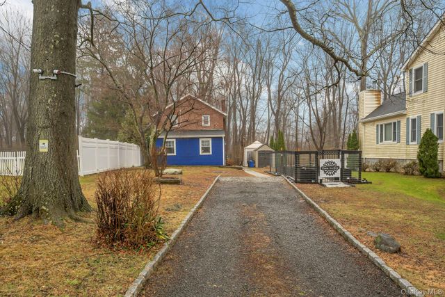 32 Glendale Avenue, Armonk, NY 10504