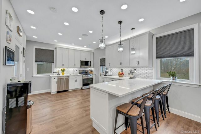 32 Glendale Avenue, Armonk, NY 10504