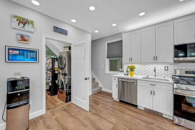 32 Glendale Avenue, Armonk, NY 10504