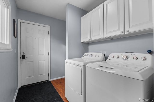 6404 Richalle Street, Brighton, MI 48116