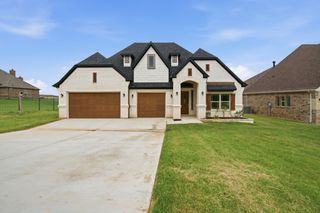 680 Jennings Lane, Azle, TX 76020
