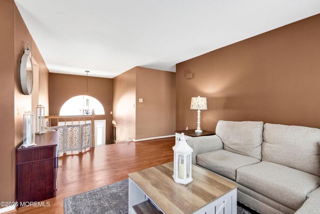 19 Peachstone Road, Howell, NJ 07731