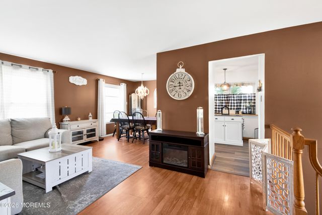 19 Peachstone Road, Howell, NJ 07731