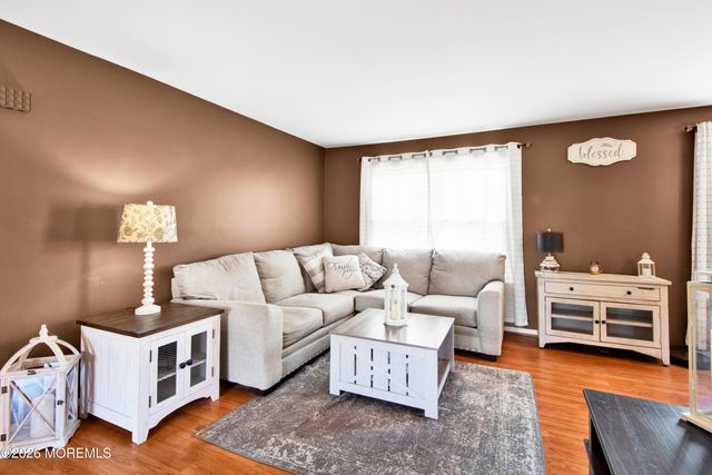 19 Peachstone Road, Howell, NJ 07731