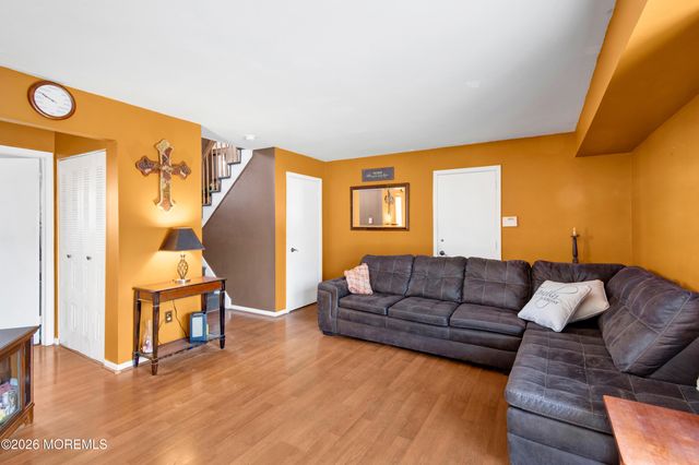 19 Peachstone Road, Howell, NJ 07731