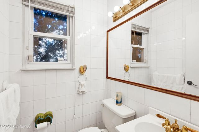 19 Peachstone Road, Howell, NJ 07731