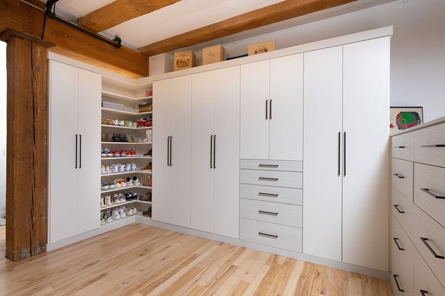 21 Wormwood St 310, Boston, MA 02210