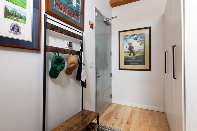 21 Wormwood St 310, Boston, MA 02210