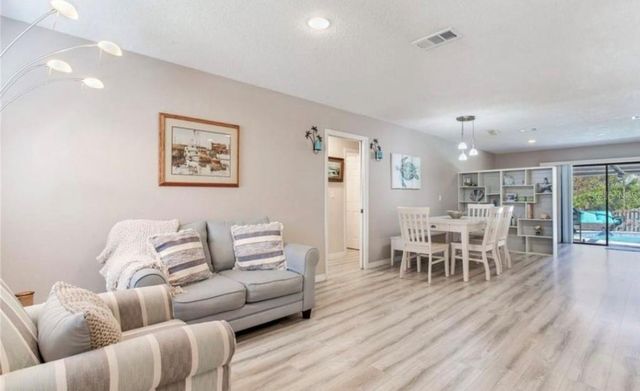 5875 BAY PINES LAKES BOULEVARD, St Petersburg, FL 33708
