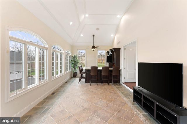1036 AZLEN LN, Chalfont, PA 18914
