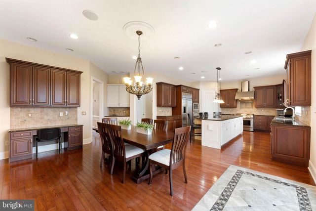 1036 AZLEN LN, Chalfont, PA 18914