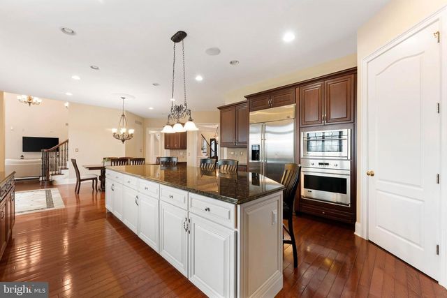 1036 AZLEN LN, Chalfont, PA 18914