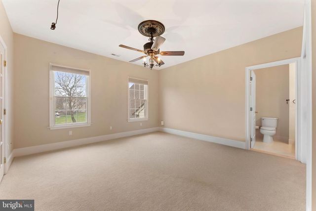 1036 AZLEN LN, Chalfont, PA 18914