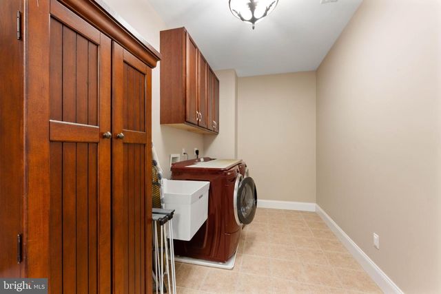 1036 AZLEN LN, Chalfont, PA 18914