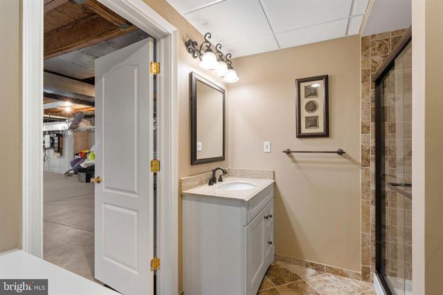 1036 AZLEN LN, Chalfont, PA 18914