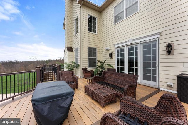 1036 AZLEN LN, Chalfont, PA 18914