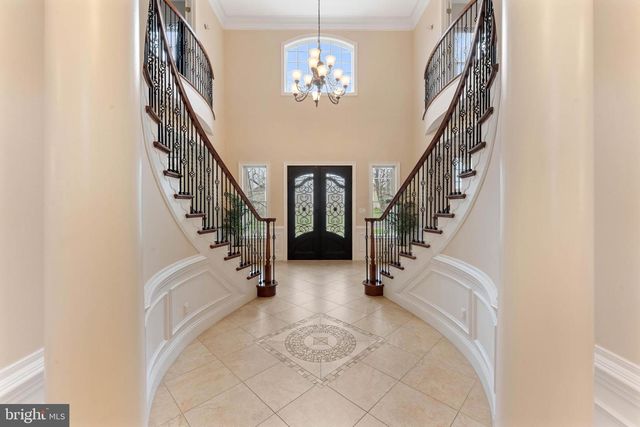 1036 AZLEN LN, Chalfont, PA 18914