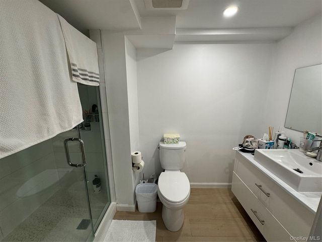 25401 Pembroke Avenue Ground Duplex, Little Neck, NY 11362