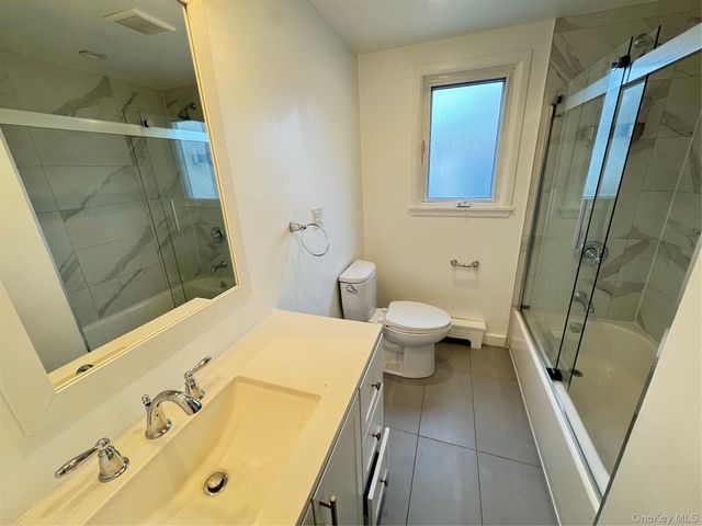 25401 Pembroke Avenue Ground Duplex, Little Neck, NY 11362