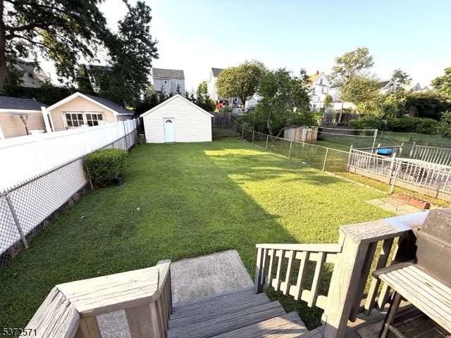177 Jerome Pl, Bloomfield Twp., NJ 07003