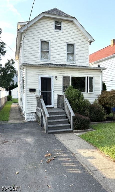 177 Jerome Pl, Bloomfield Twp., NJ 07003