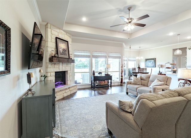 2250 County Road 2360, Decatur, TX 76234