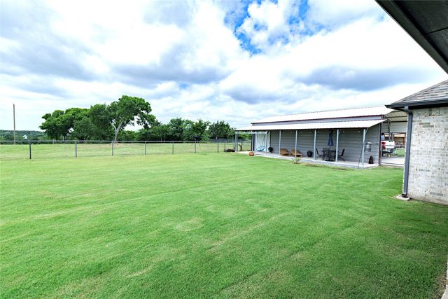 2250 County Road 2360, Decatur, TX 76234