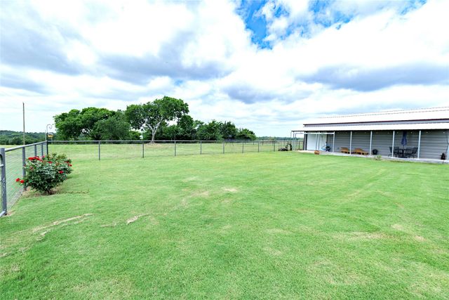 2250 County Road 2360, Decatur, TX 76234