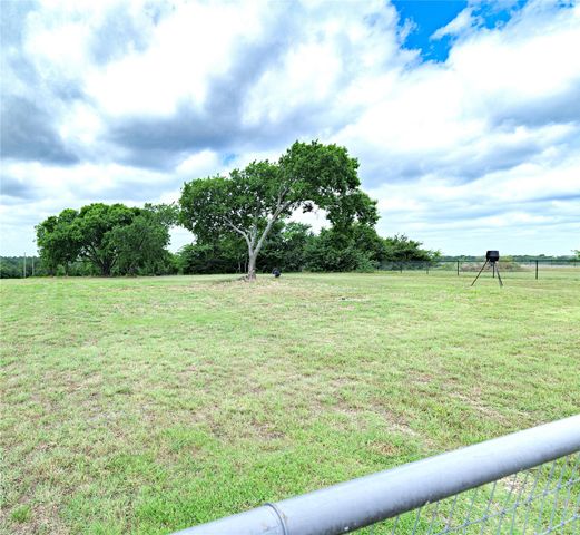 2250 County Road 2360, Decatur, TX 76234