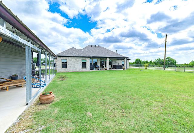 2250 County Road 2360, Decatur, TX 76234