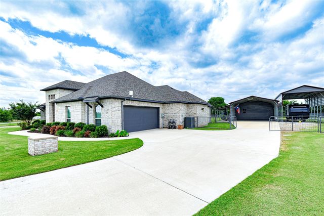 2250 County Road 2360, Decatur, TX 76234