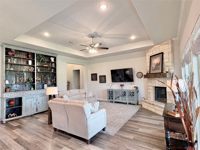 2250 County Road 2360, Decatur, TX 76234