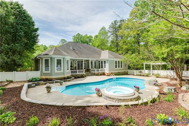 2022 Valley Springs Ct, Powhatan, VA 23139