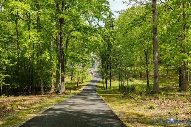 2022 Valley Springs Ct, Powhatan, VA 23139