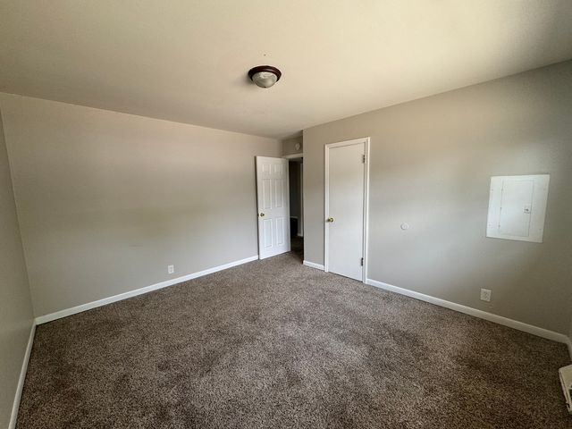 11709 S Kedzie Avenue, Merrionette Park, IL 60803