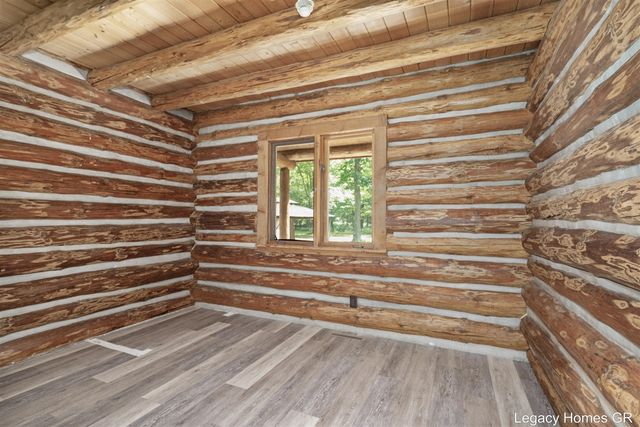 11332 Henderson Road, Montague, MI 49437
