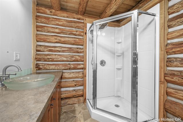11332 Henderson Road, Montague, MI 49437